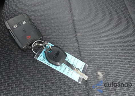 2019 Chevrolet Silverado 1500 Custom from USA, damaged, VIN 3GCPYBEH9KG238011